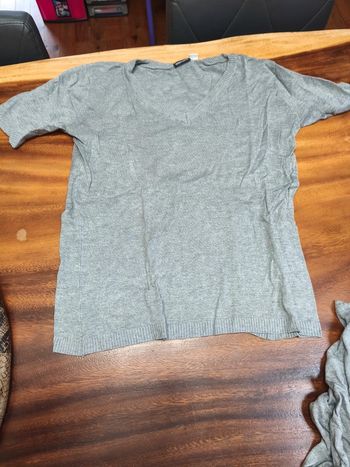 Lot haut manches courtes+ gilet