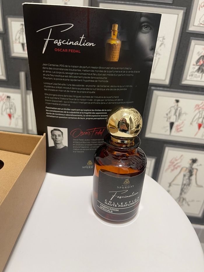 Collection Haute Parfumerie 100 ml - Fascination  Avec le livre - photo numéro 2