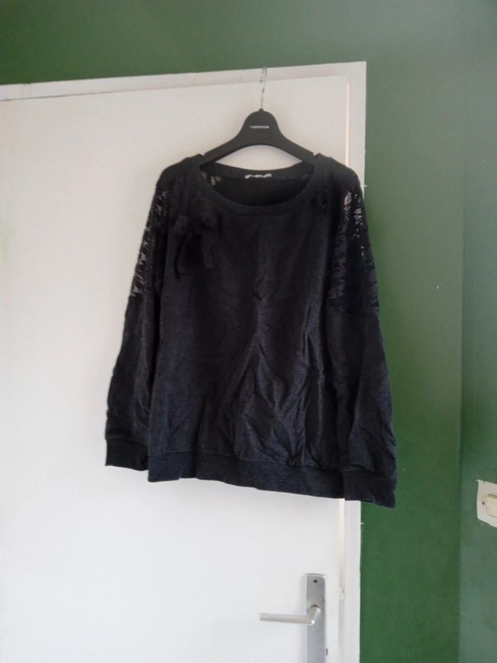 Pull taille L