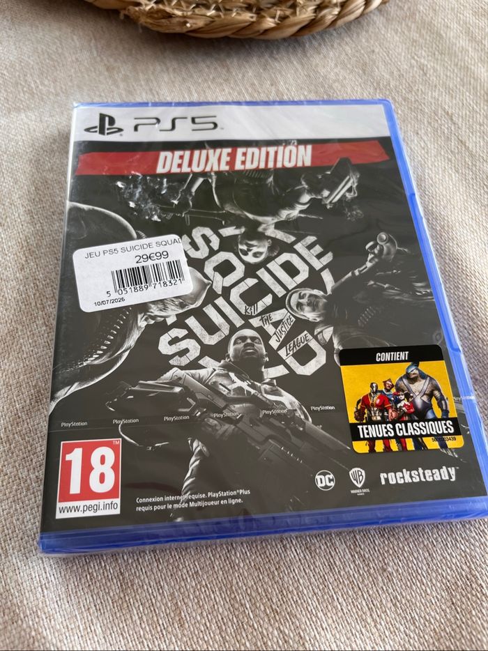 Jeu ps5 suicide squad deluxe édition