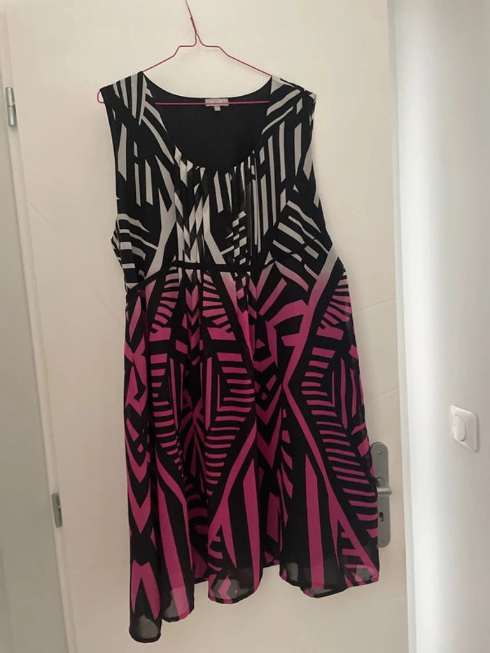 Superbe robe t 50