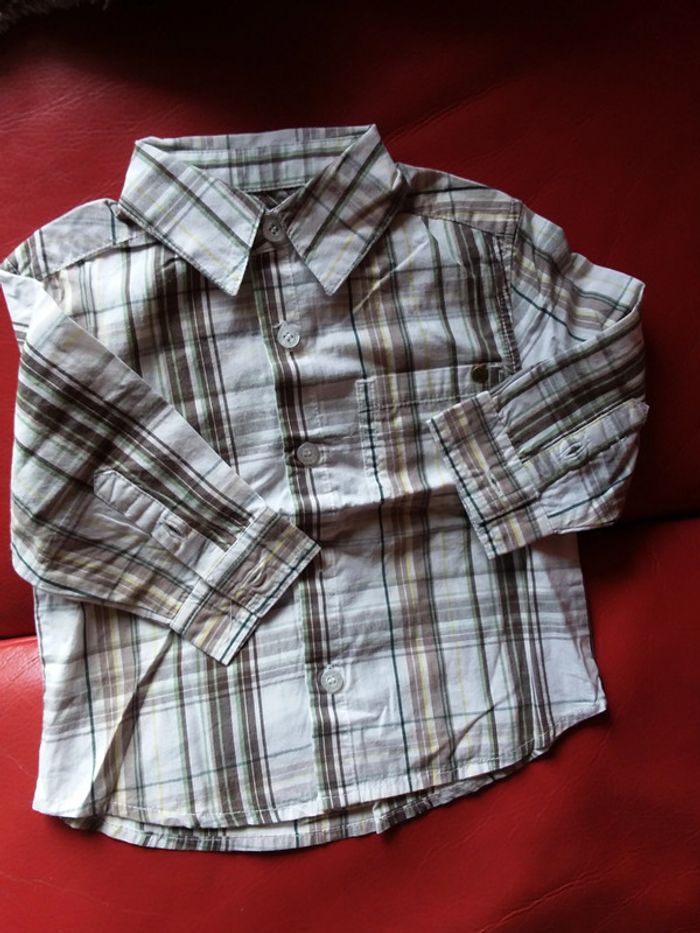 Chemise à carreaux