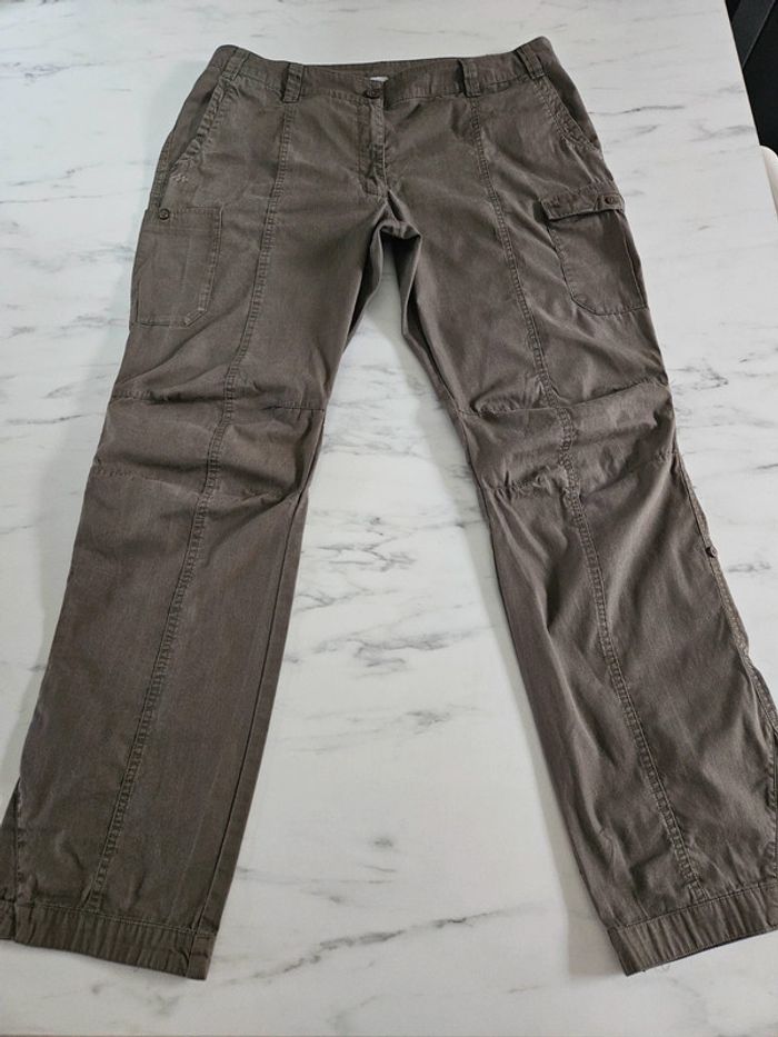 Pantalon cargo kaki taille 46