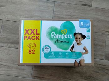 Couches Pampers harmonie Neuves