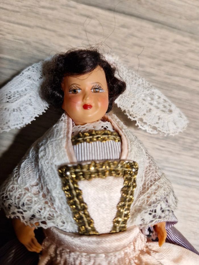 Poupée Petitcollin folklorique costume régionaux - photo numéro 4