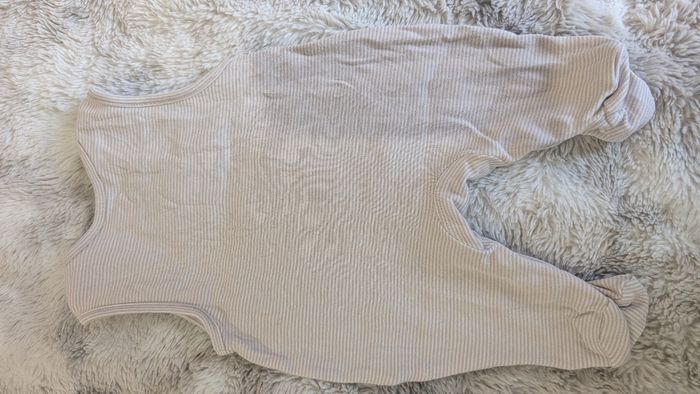 Grenouillère C&A taille 1 mois - photo numéro 4