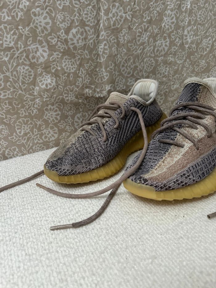 Baskets Adidas Yeezy Boost 350 p40 2/3 - photo numéro 2