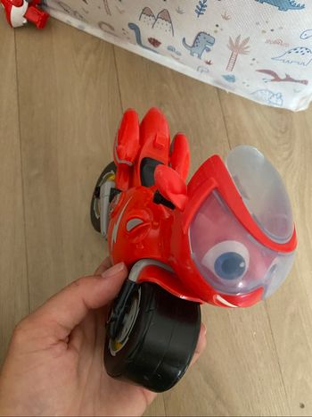 Ricky zoom