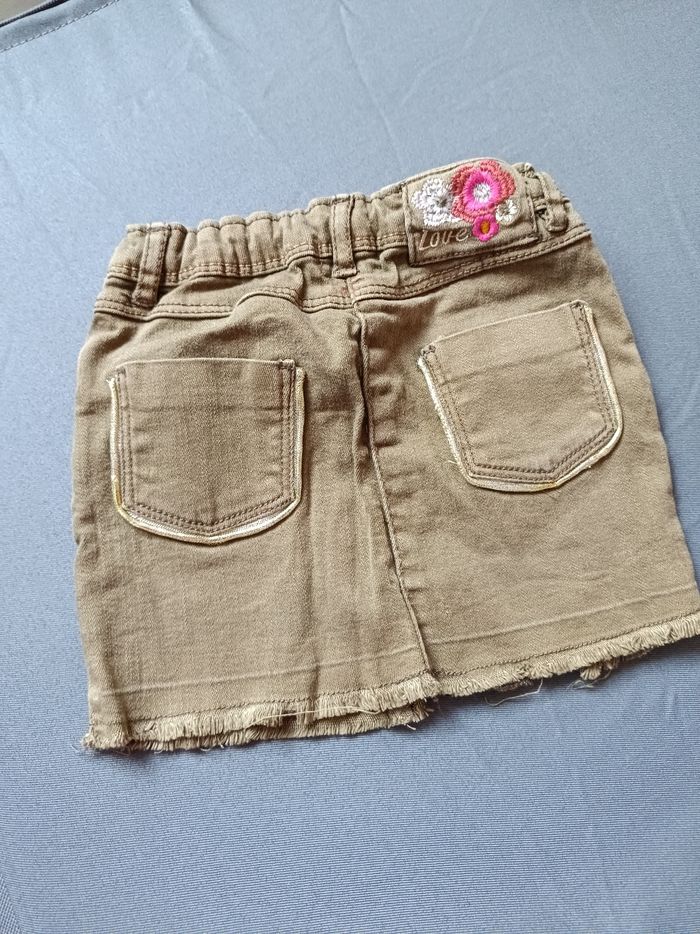 Jupe en jean kaki 💕 Taille 3 ans - photo numéro 6