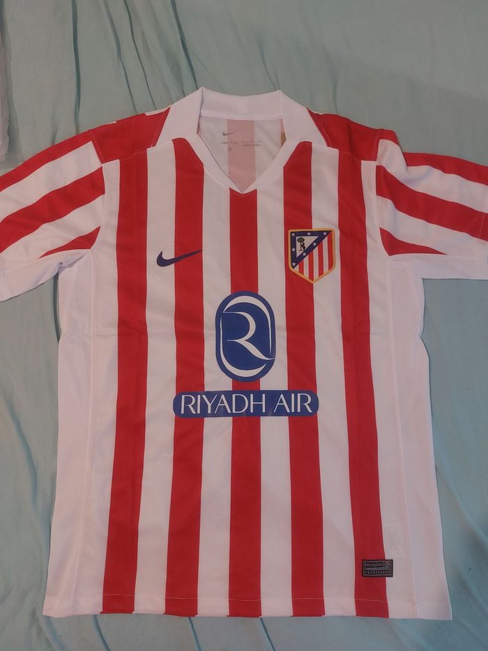 Maillot Atletico Madrid home 25/26 neuf taille M