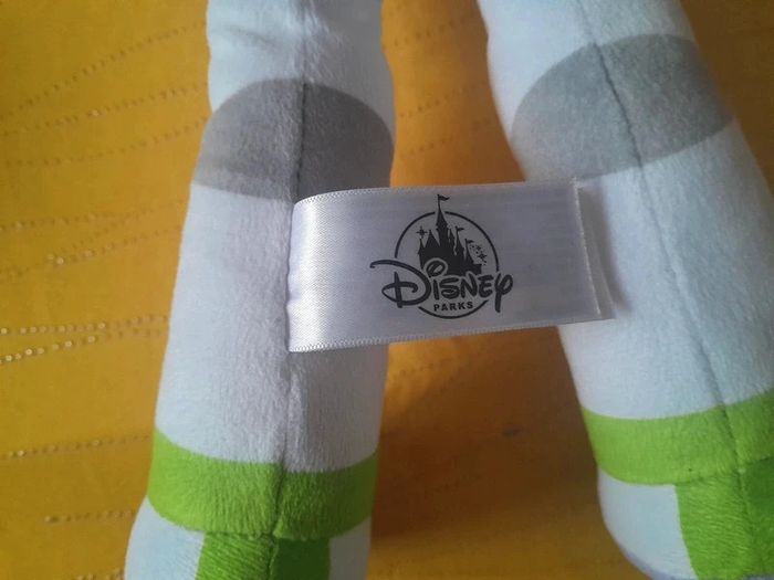 Peluche Buzz L'éclair Pixar et Disney de Toy Story - photo numéro 10