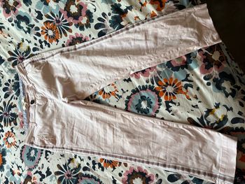 Chino 7/8 MKT Studio neuf sans étiquette taille 39