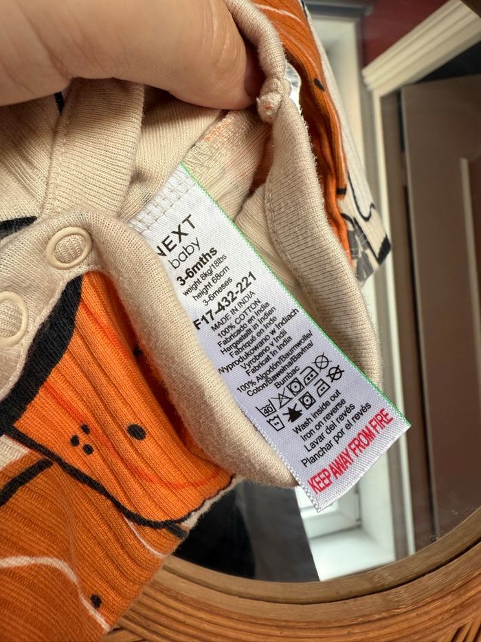 Body Next 3/6 mois TBE - photo numéro 3