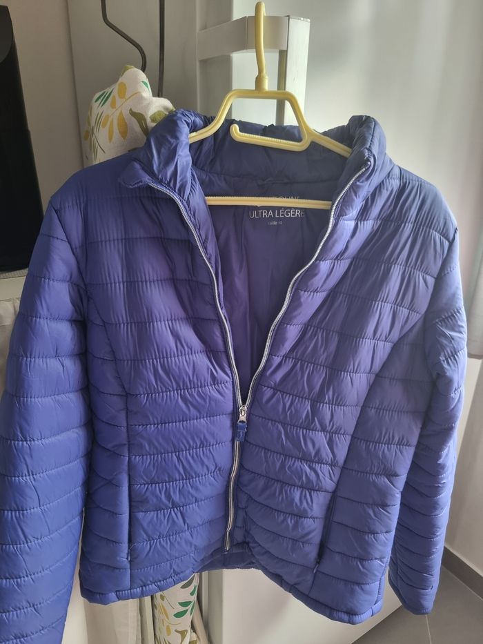 Doudoune matelassée bleu roi taille 40