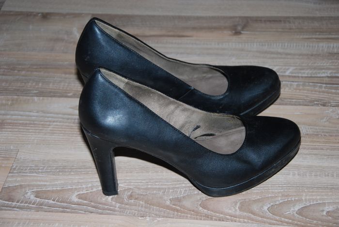 chaussures escarpins à talon noir tamaris taille 39 - photo numéro 2