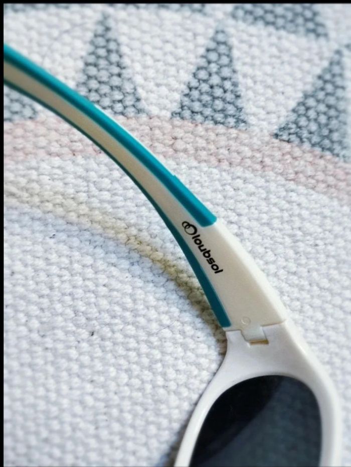 Lunettes Soleil bébé - Loubsol - Excellent État - photo numéro 6