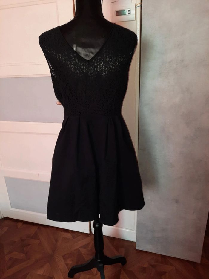 Robe avec brillante - photo numéro 4