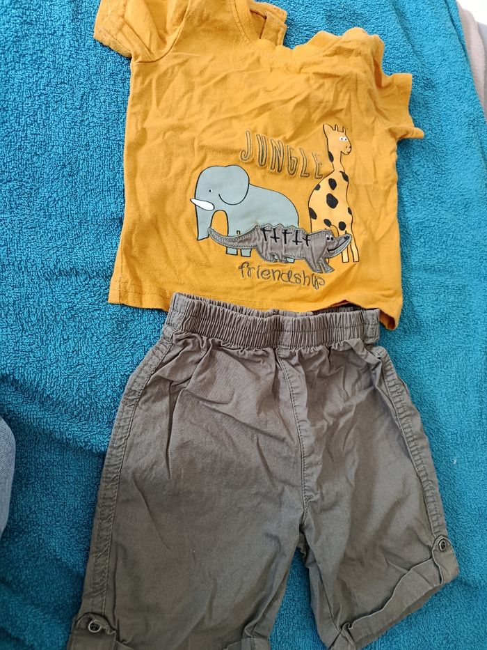 Ensemble tee shirt et short