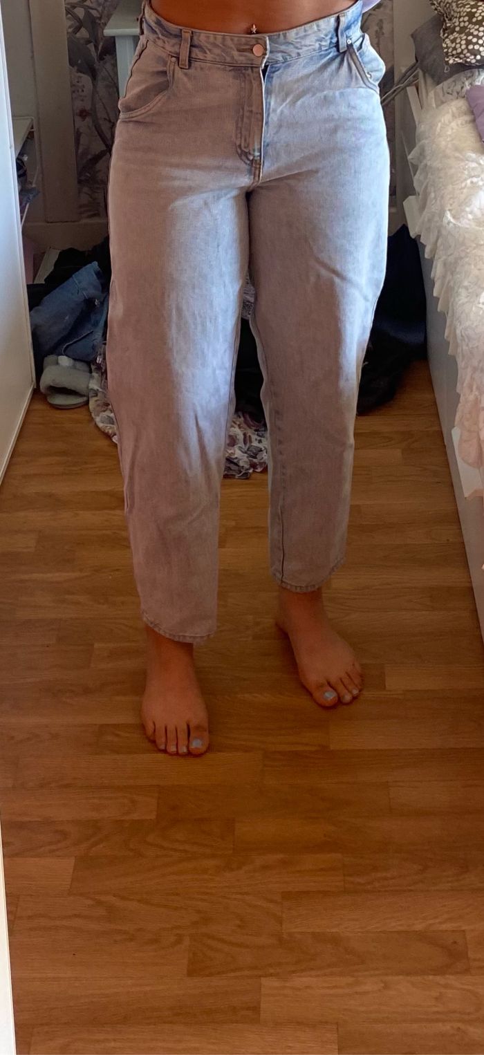 Jean mom fit délavé