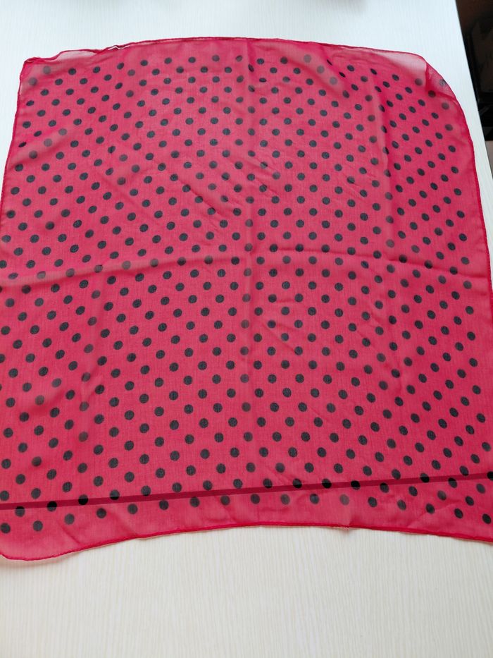 Foulard carré - photo numéro 3