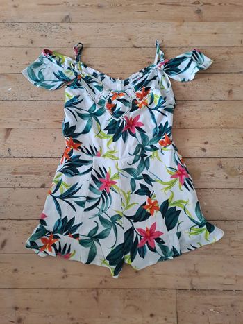 Jolie combinaison short Jennyfer