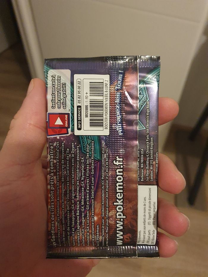Booster pokemon gardiens ascendants goupix - photo numéro 2