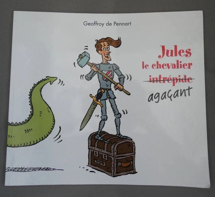 Joli livre "Jules le chevalier agaçant" - photo numéro 1