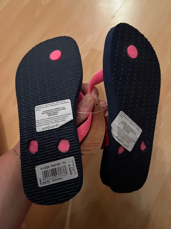 Tongs filles 29/30 havaianas - photo numéro 2