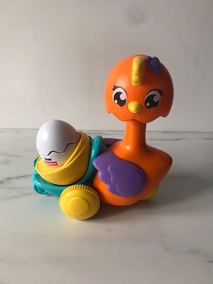 TOMY Mon Poussin Pousse & Roule