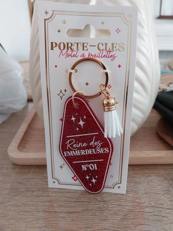 Porte-clefs à paillettes Emmerdeuse