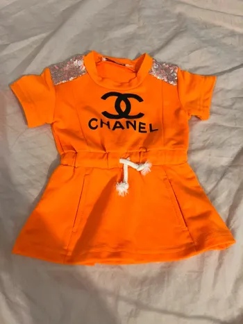 Robe courte
