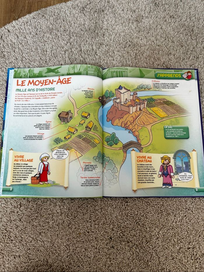💜 Livre chevalier du Moyen âge playmobil 💜 - photo numéro 4