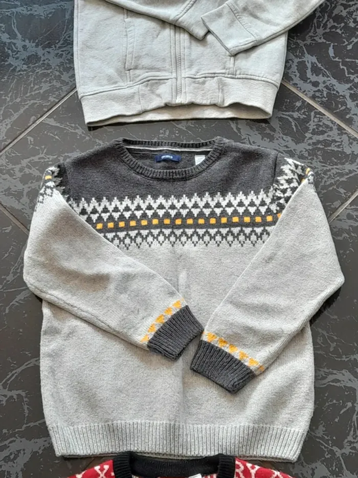 Lot vêtements 6 ans - photo numéro 6