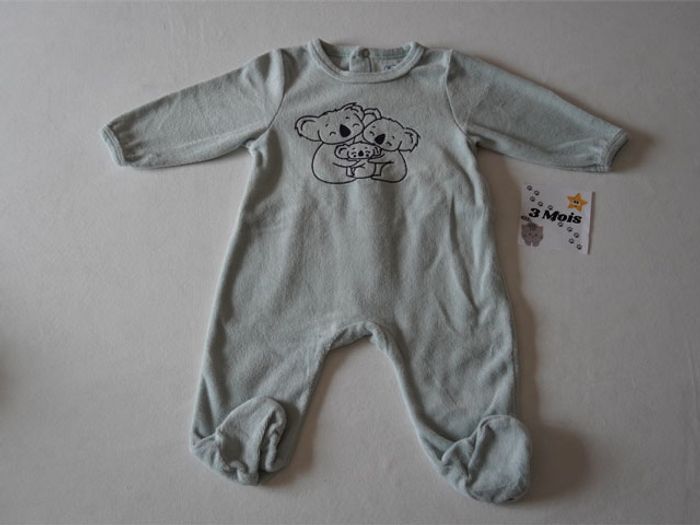 Lot de 4 Pyjamas velours fantaisies 3 mois - photo numéro 3
