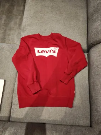 Pull levis taille 14 ans