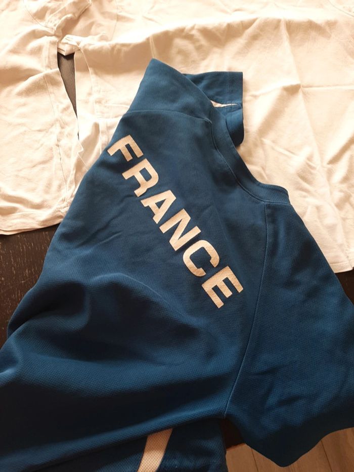 4 tee shirt - photo numéro 4