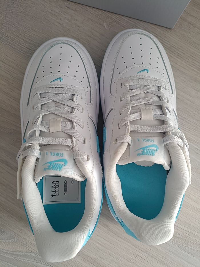 Baskets AF1 Nike 32 - photo numéro 4