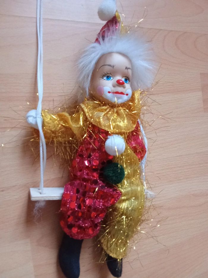 Petit clown a suspendre - photo numéro 3