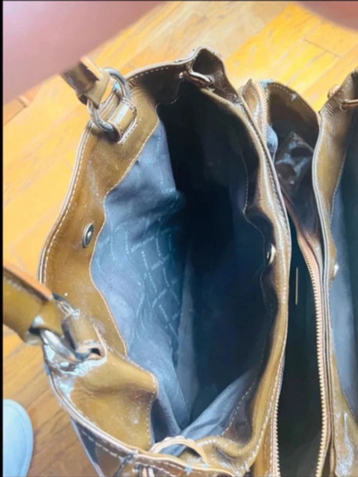 Sublime sac en cuir vernis plinio visona - photo numéro 19