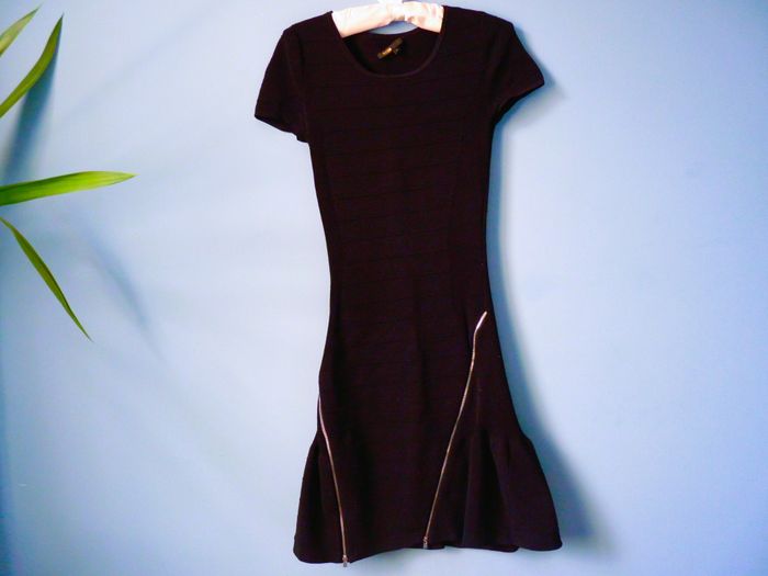 Robe Femme Maje 36 S petite robe noire zippée TBE manches courtes