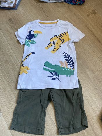 Ensemble short et t-shirt