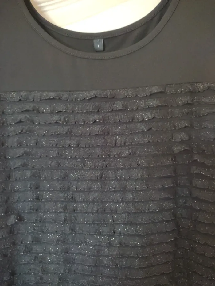 Robe noire à paillettes S/M - photo numéro 2