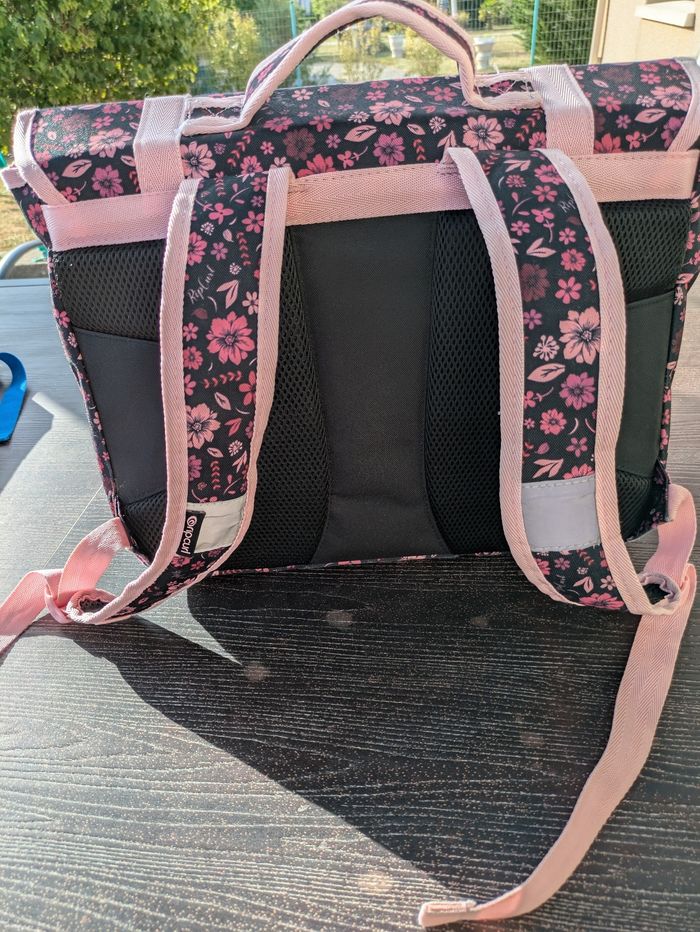 Cartable fille - photo numéro 3