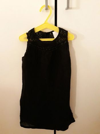 Robe noire C&A Taille 4 ans