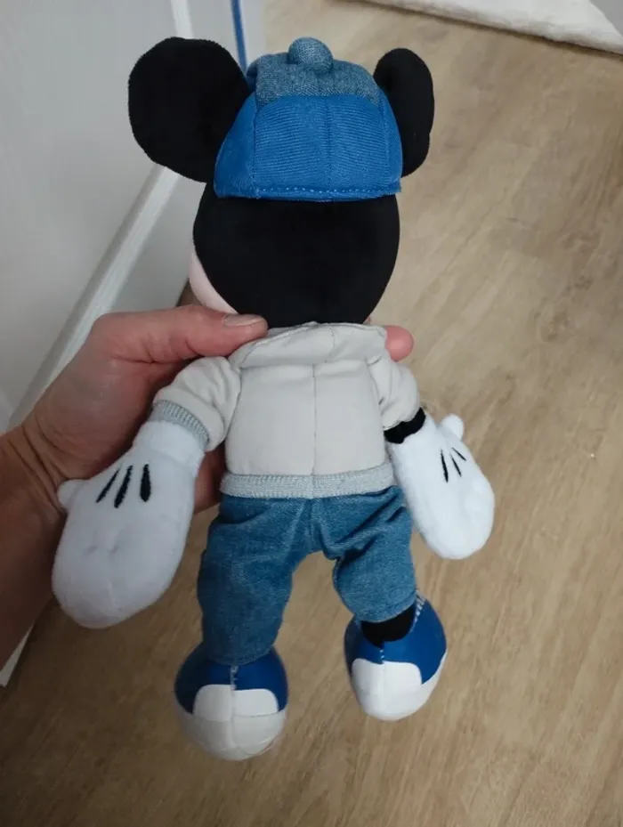 Peluche Mickey mouse - photo numéro 2