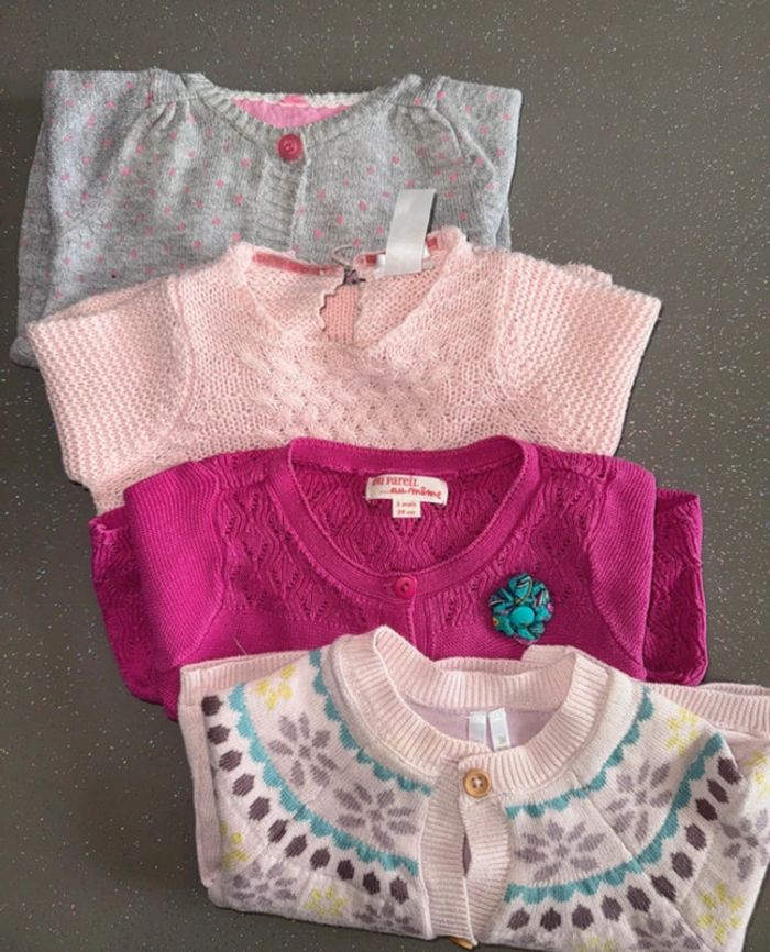 Lot de gilets fille 3 mois