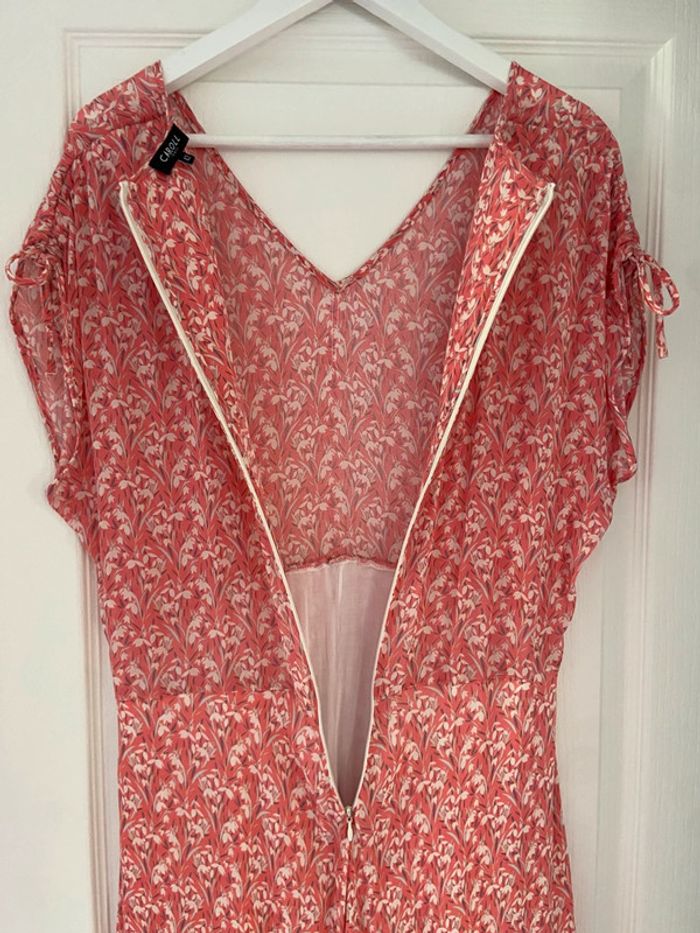 Robe fluide fleurie rose Caroll taille 42 - photo numéro 11