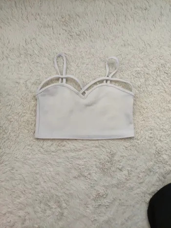 Brassière blanche