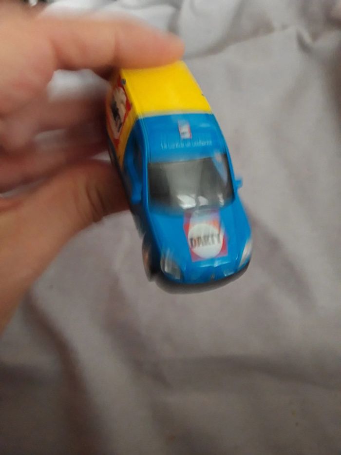 Voiture Renault kangoo 2003/ Renault toys - photo numéro 4