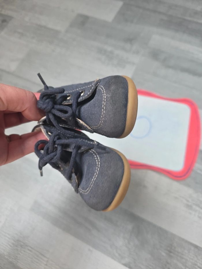 Chaussure taille 20 - photo numéro 6